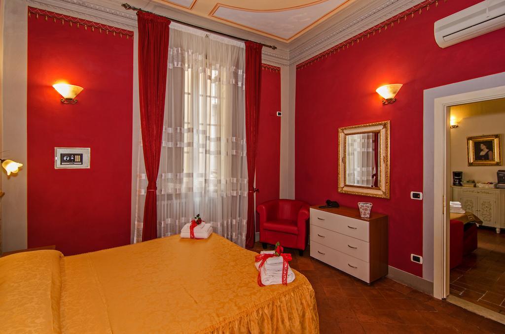 Antica Residenza Del Gallo لوكا الغرفة الصورة